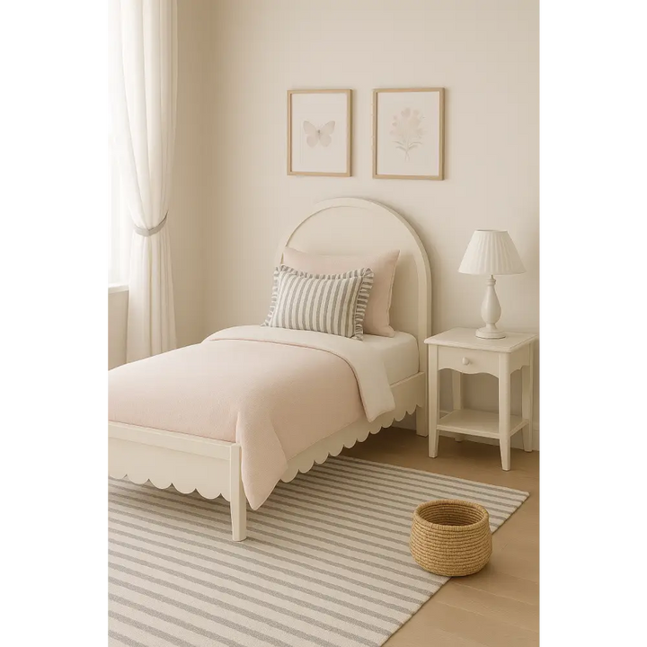 Hand-crafted Bed - Fleur - Beds